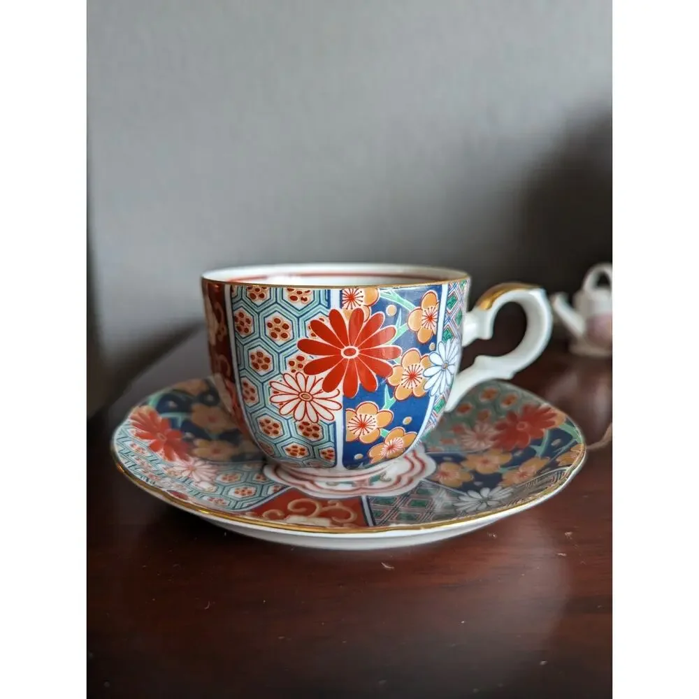 Vtg Arita Imari Teacup Saucer Set Japan Porcelain Fan Shape Kutani
